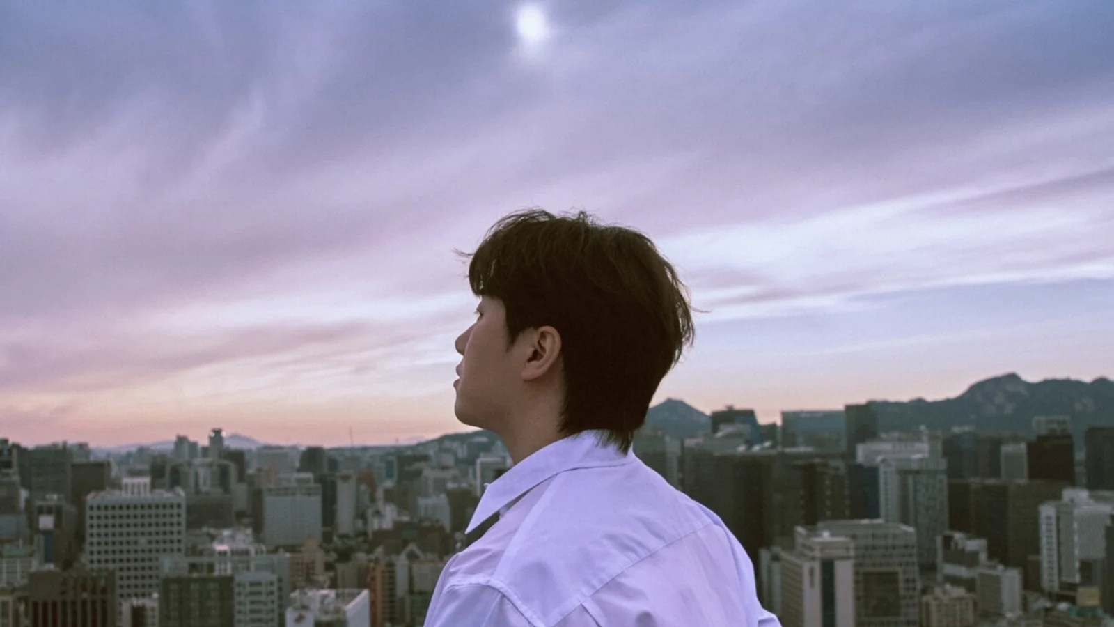 닐로, 더블 싱글 ‘PANORAMA’ 발매! 1년 반만에 컴백