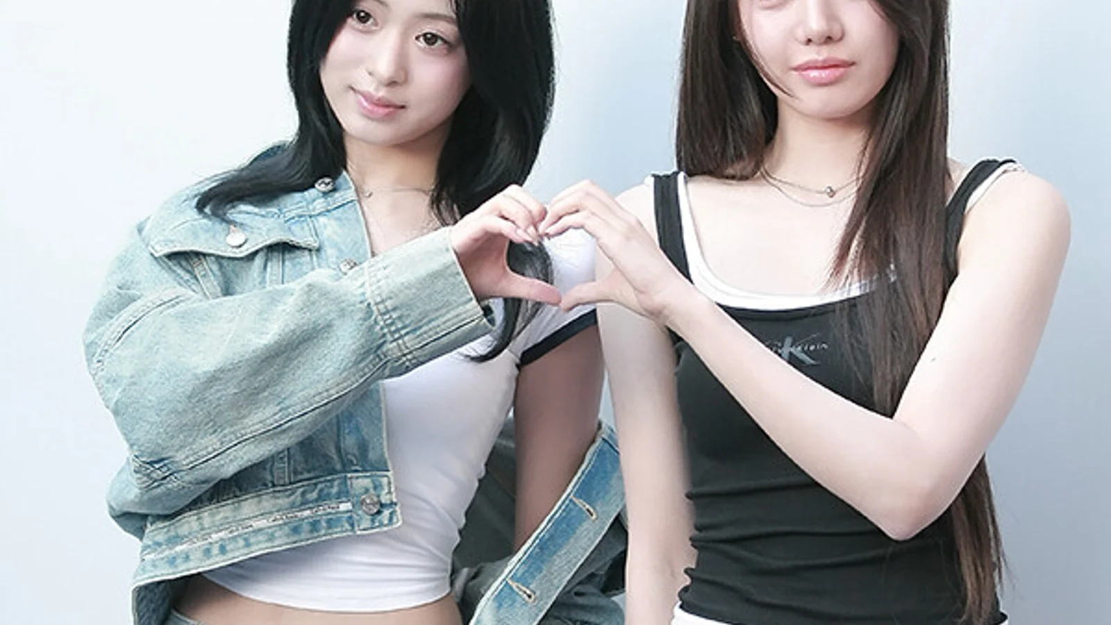 [Photo] BABYMONSTER's Ahyeon and Rora Show 'Heart-Stopping Hearts' at Calvin Klein Seongsu Opening Event
