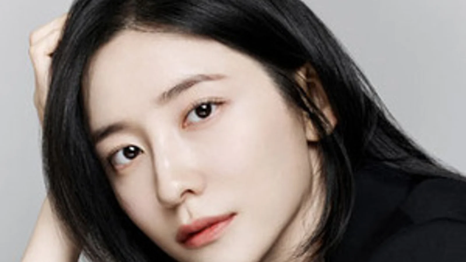 [2026 Netizen Awards] Park Ji-hyun's Chemistry with Seo In-guk in 'Going to Work Tomorrow'... Will the Best Actress Ranking See an Upset?