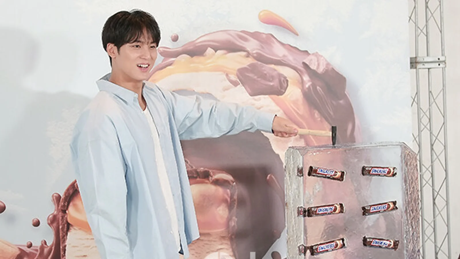 [C Photo] SEVENTEEN's Mingyu, Asia Ambassador for 2nd Consecutive Year... Radiating Refreshing Charm