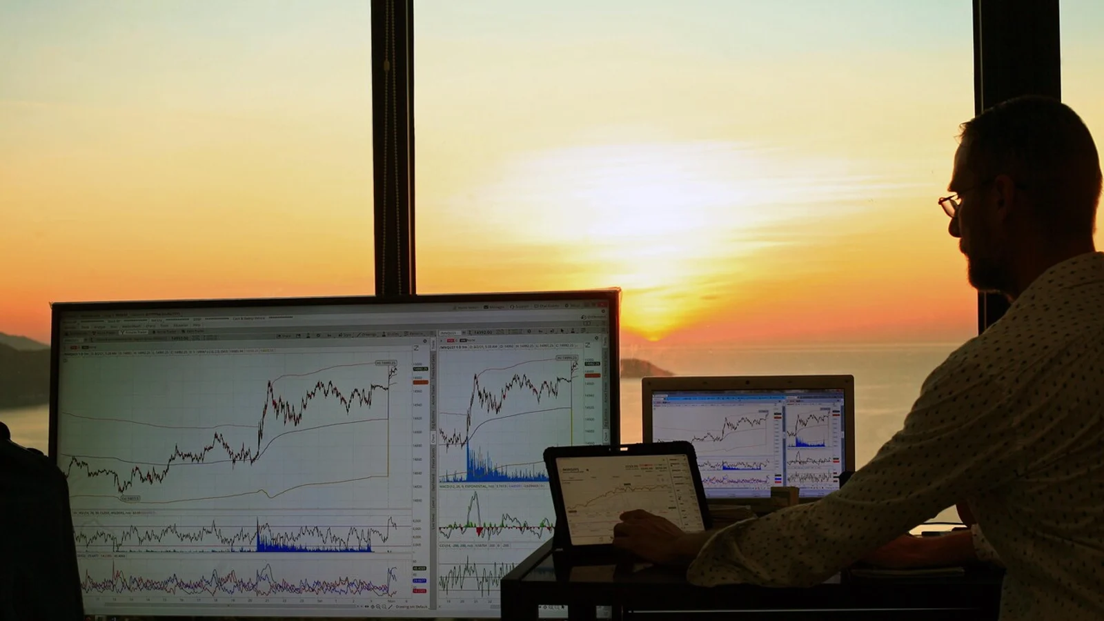 Woori Technology Closes Down 4.64% Despite Nuclear Power Demand Expectations... Middle East Conflict and KOSDAQ Plunge Outweigh Policy Themes