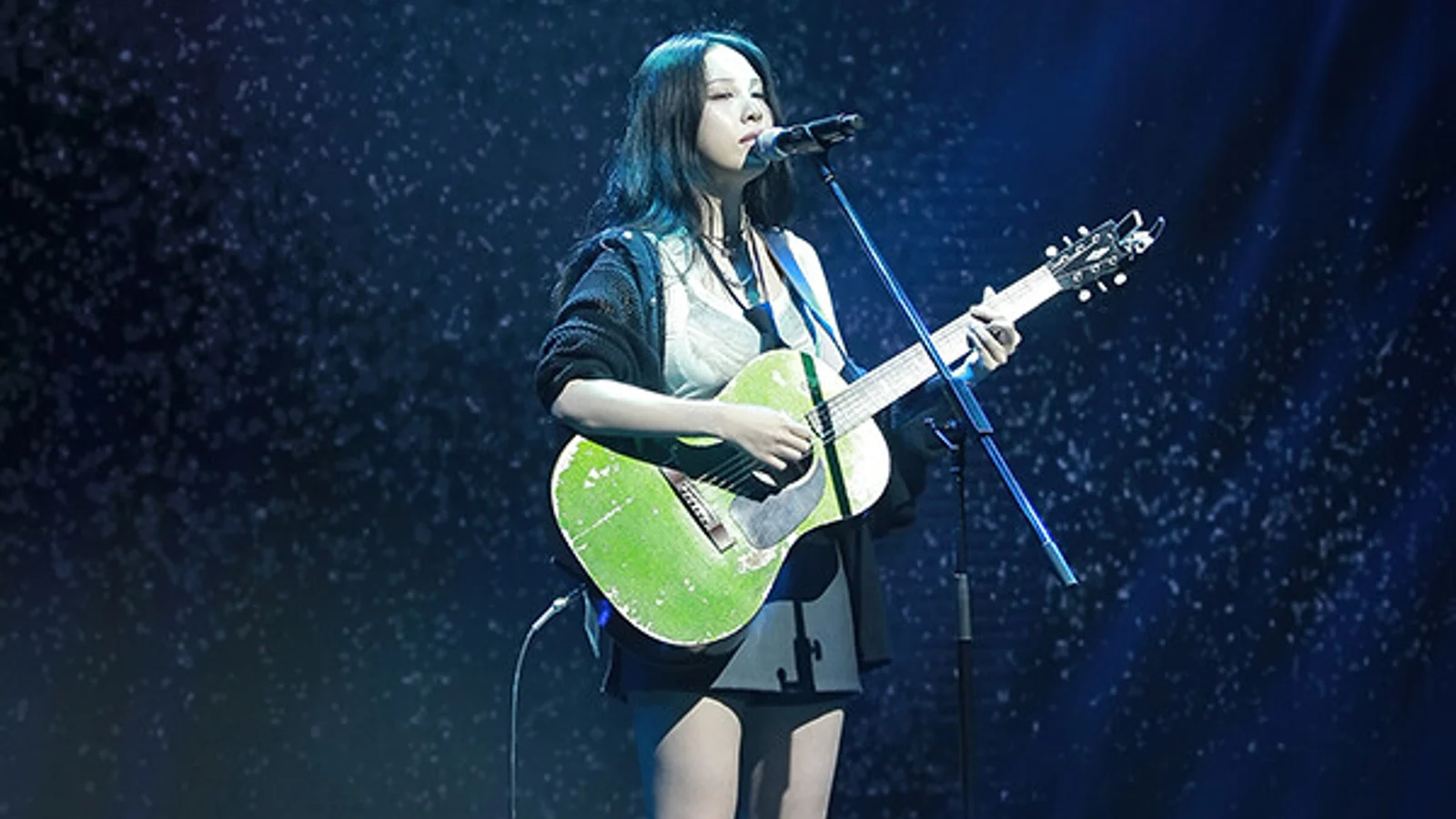 [Photo] Jinah Kwak Releases Third EP 'SAVE ME'... A Message of Salvation Through Rock Sound