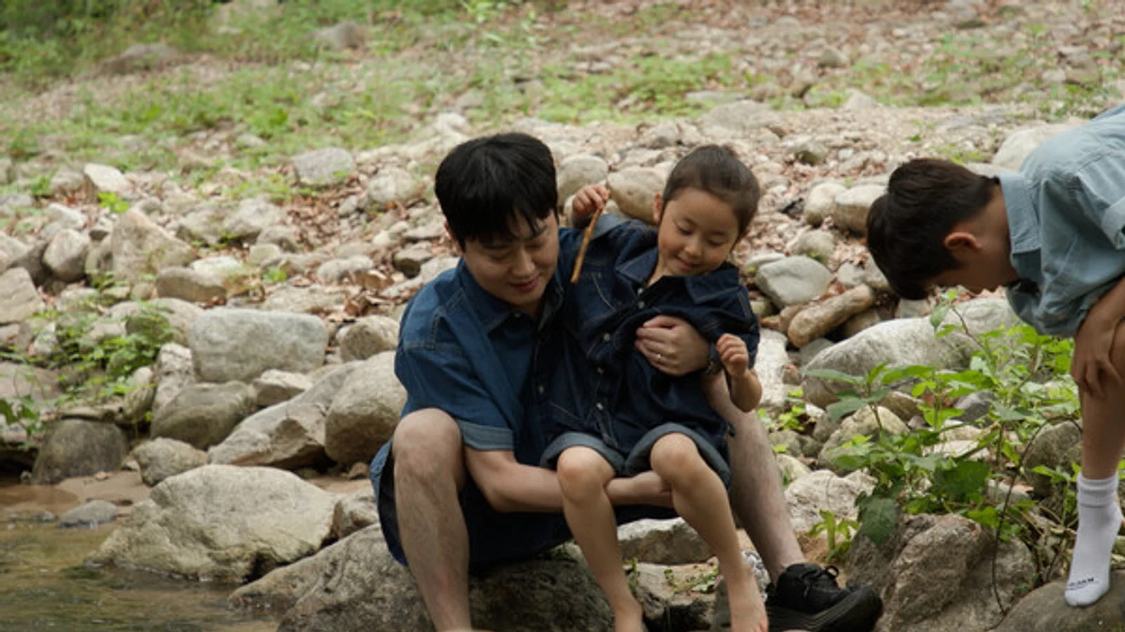 Park Hyun-bin's First Father-Children Trip with Ha-jun and Ha-yeon... 'Today with Dad' Heads to Yecheon for Rural Experience