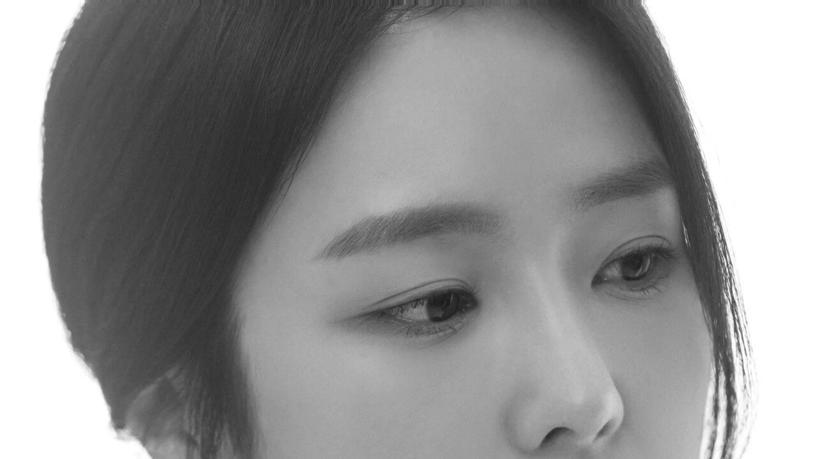 Actress Yewon Successfully Wraps Up 3-Week Stint as Fixed Guest on 'Cultwo Show'... A 'Versatile Problem Solver' Wins Over Listeners