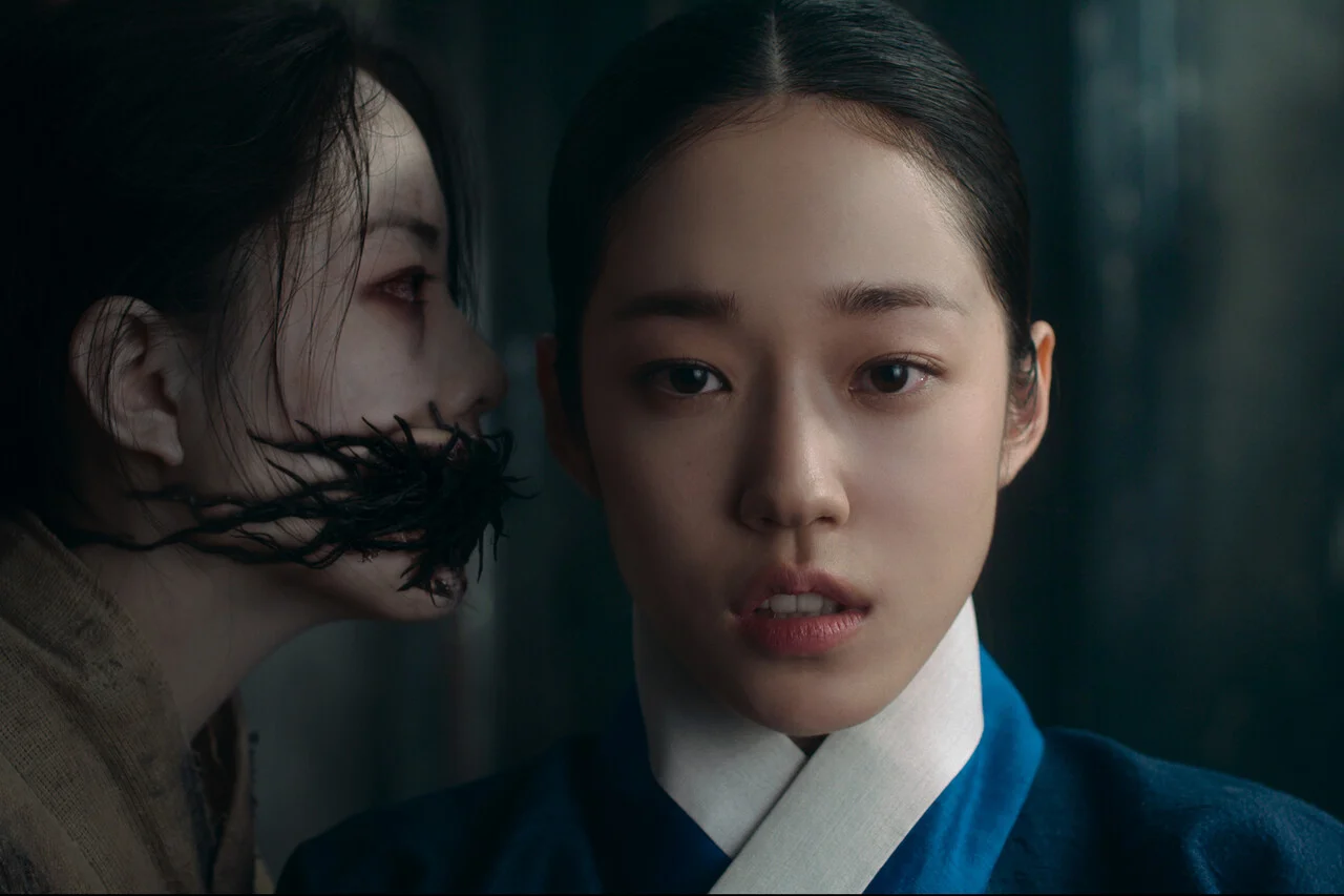 Noh Yoon-seo Succeeds in First Historical Drama Challenge with Netflix's 'Donggung'... Captivates Global Audiences as Saenggang